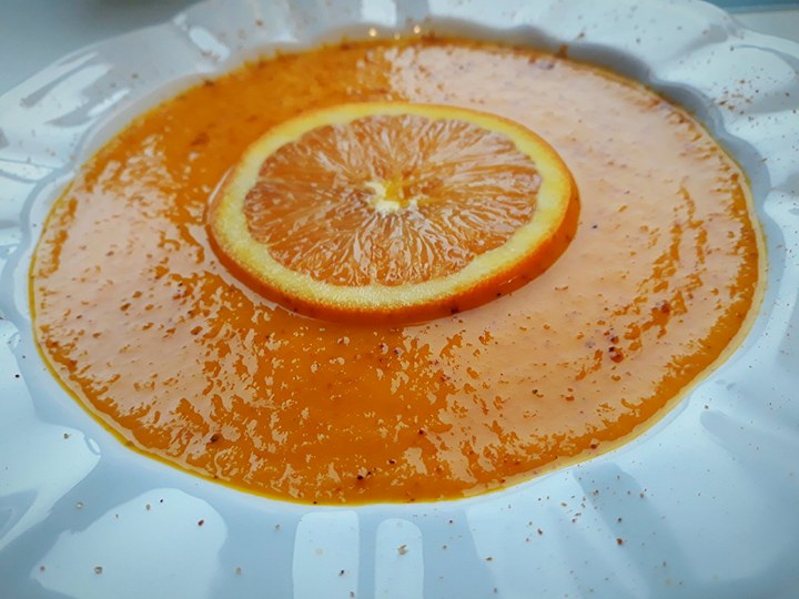 Aromatyczna zupa krem z marchwi